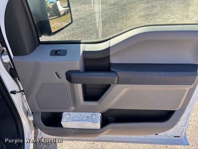 image for item DU0428 2015 Ford F150 XL pickup truck