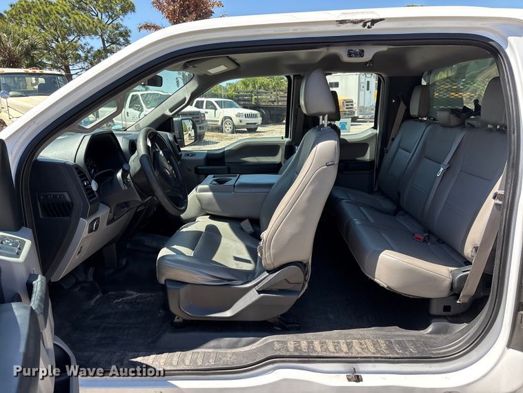 image for item DU0429 2016 Ford F150 XL Ext. Cab pickup truck