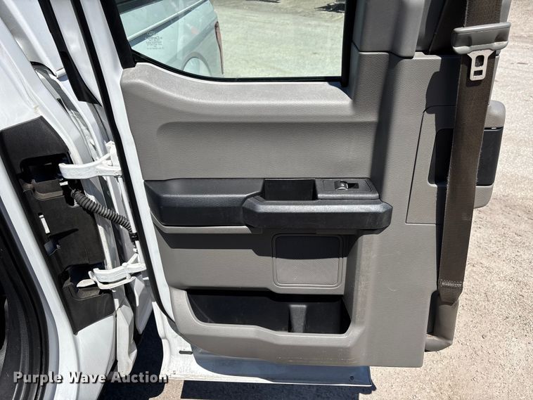 image for item DU0429 2016 Ford F150 XL Ext. Cab pickup truck