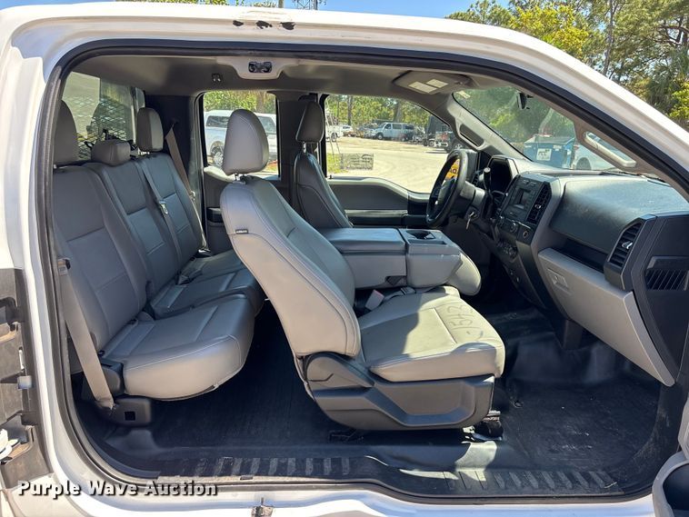 image for item DU0429 2016 Ford F150 XL Ext. Cab pickup truck