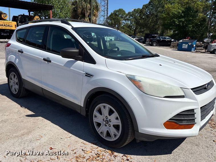 image for item DU0430 2014 Ford Escape SUV