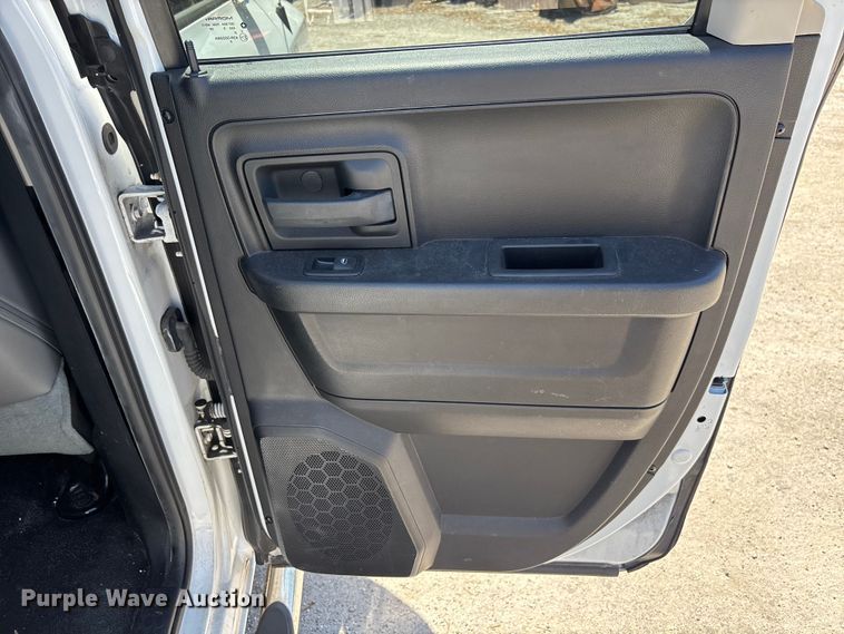 image for item DU0433 2015 RAM 1500 Tradesman Ext. Cab pickup truck