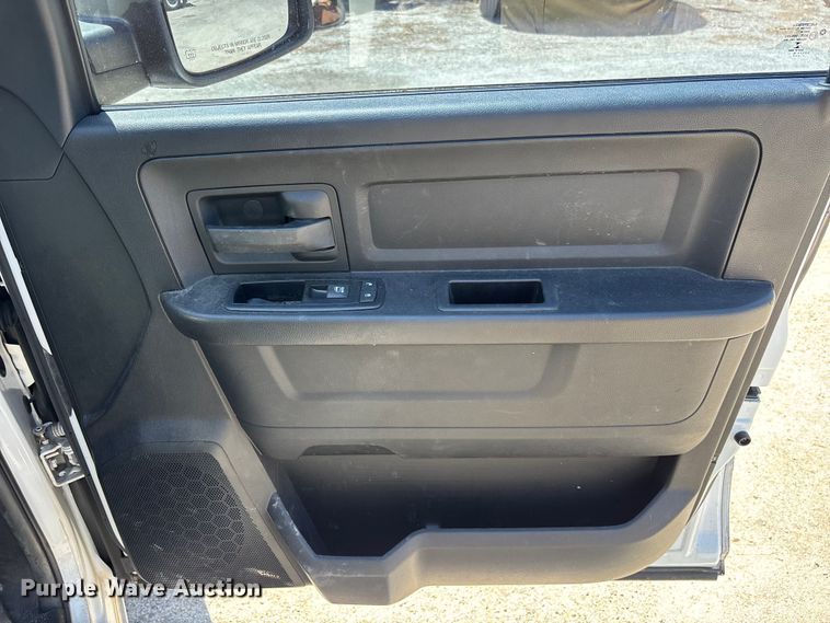 image for item DU0433 2015 RAM 1500 Tradesman Ext. Cab pickup truck