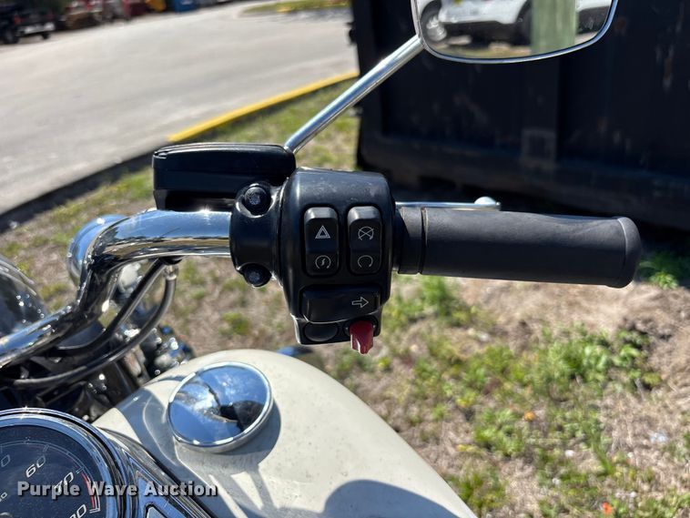 image for item DU0435 2018 Harley-Davidson Road King Police motorcycle