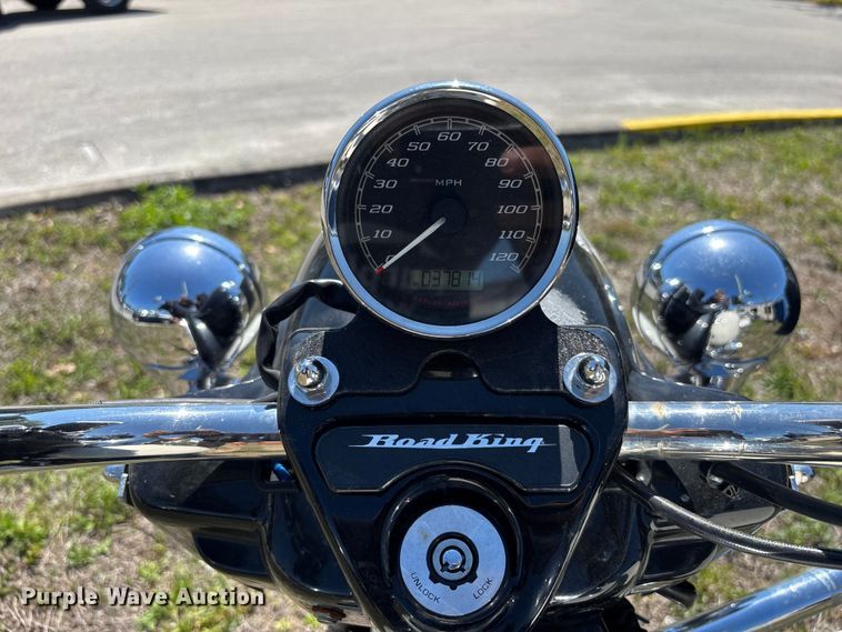 image for item DU0435 2018 Harley-Davidson Road King Police motorcycle