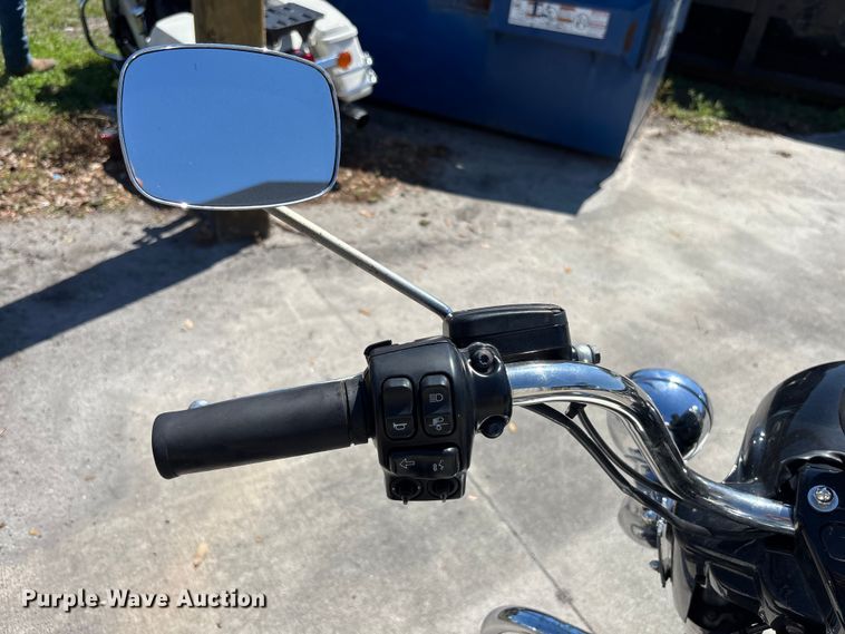 image for item DU0436 2018 Harley-Davidson Road King Police motorcycle