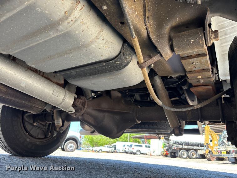 image for item DU0437 2008 Ford E350 XL van