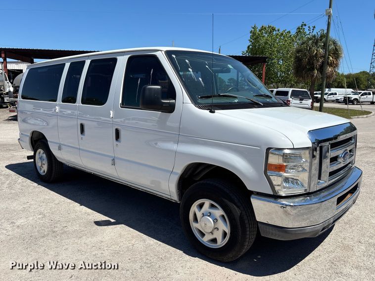 image for item DU0437 2008 Ford E350 XL van