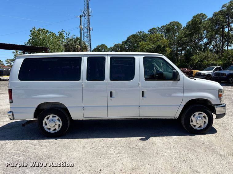 image for item DU0437 2008 Ford E350 XL van
