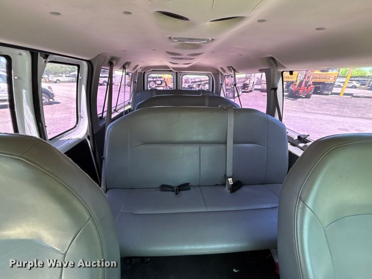 image for item DU0437 2008 Ford E350 XL van