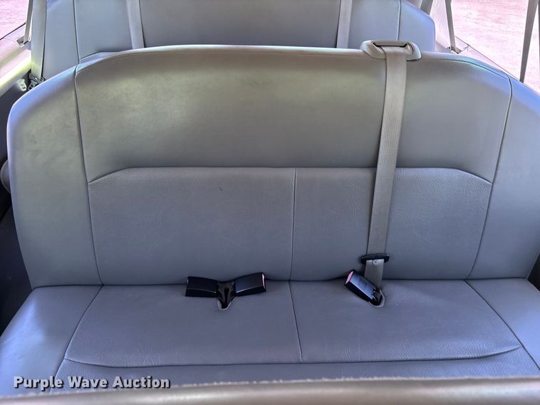 image for item DU0437 2008 Ford E350 XL van