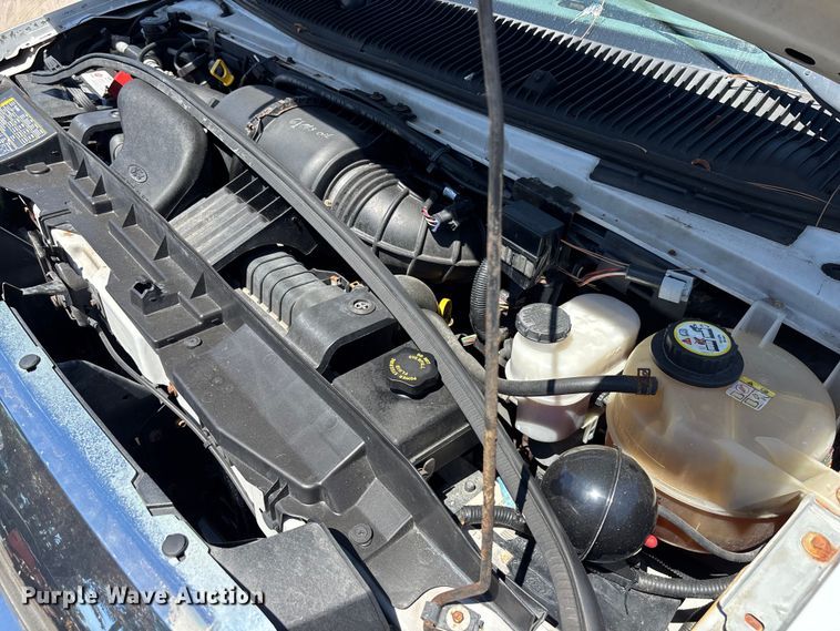 image for item DU0437 2008 Ford E350 XL van