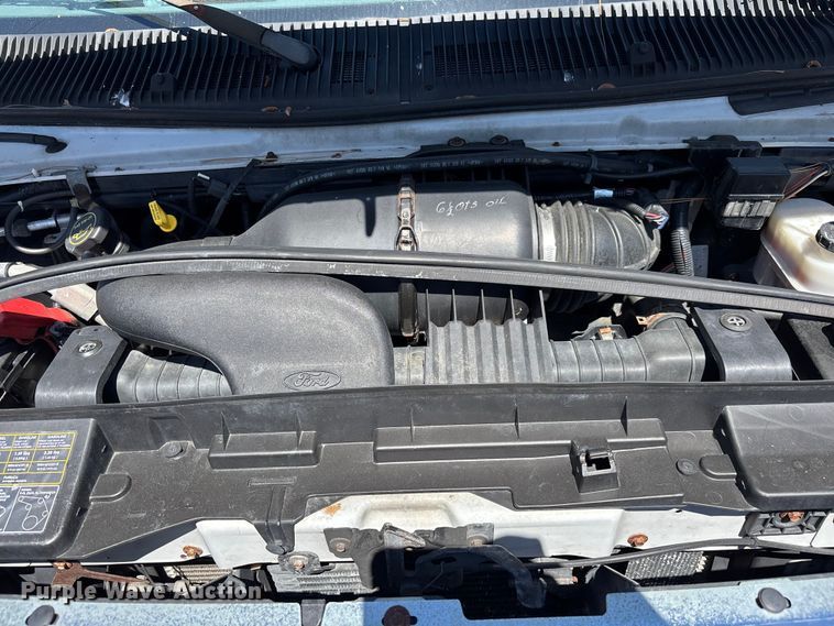 image for item DU0437 2008 Ford E350 XL van