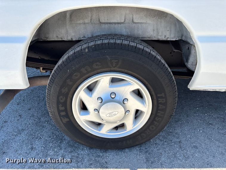image for item DU0437 2008 Ford E350 XL van