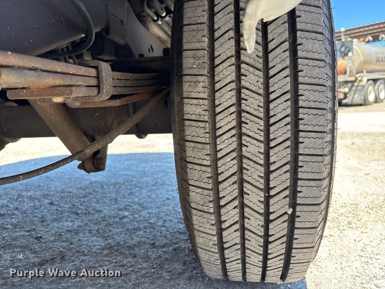 image for item DU0437 2008 Ford E350 XL van