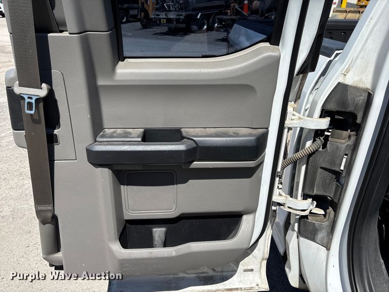 image for item DU0438 2016 Ford F150 XL Ext. Cab pickup truck