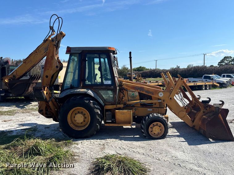image for item DU0440 1999 Case 580 SUPER L backhoe