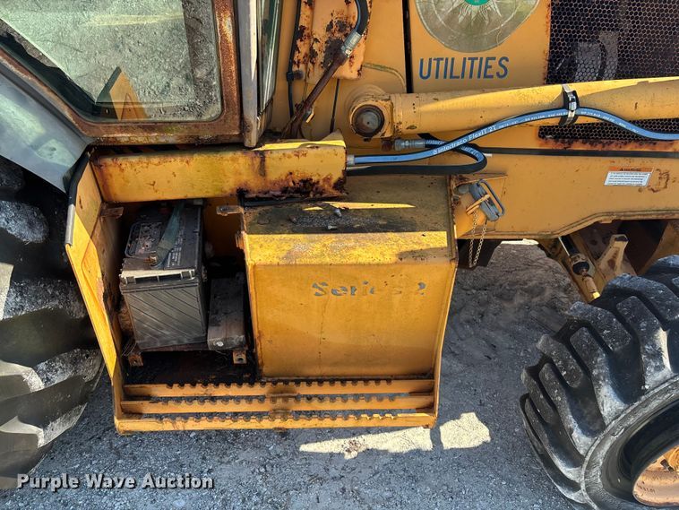 image for item DU0440 1999 Case 580 SUPER L backhoe