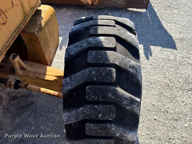 image for item DU0440 1999 Case 580 SUPER L backhoe