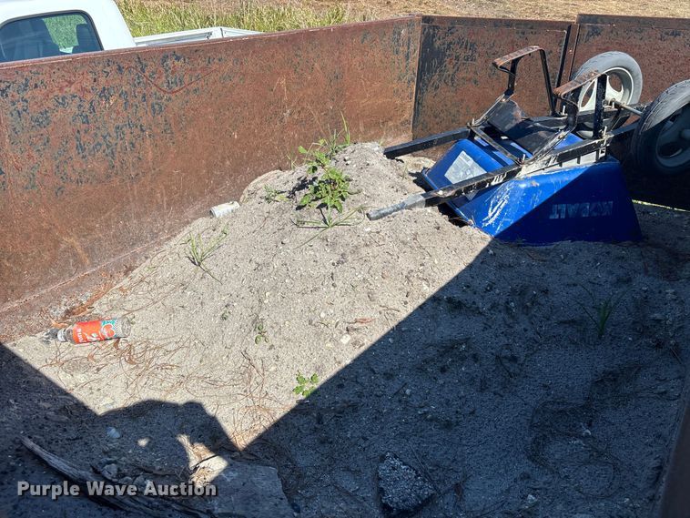 image for item DU0442 2007 Imperial dump trailer