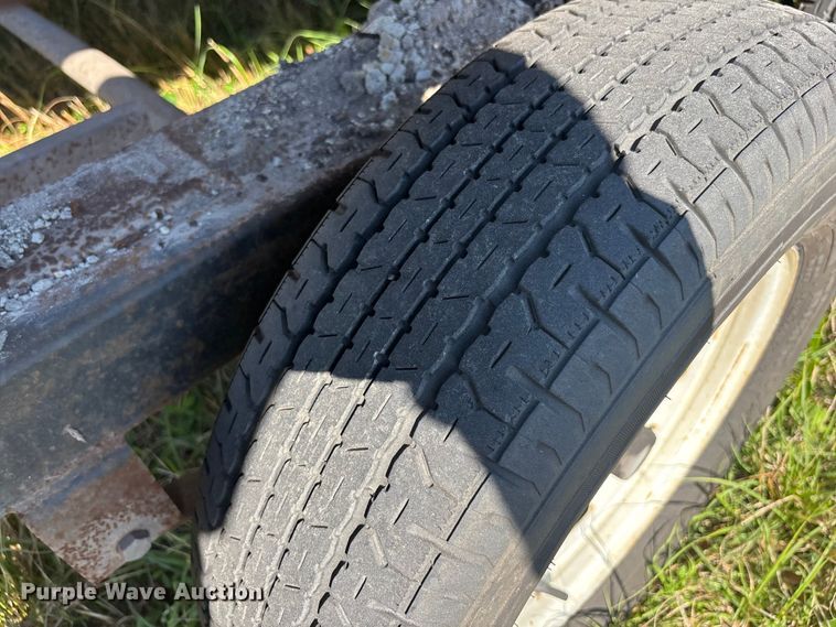 image for item DU0442 2007 Imperial dump trailer