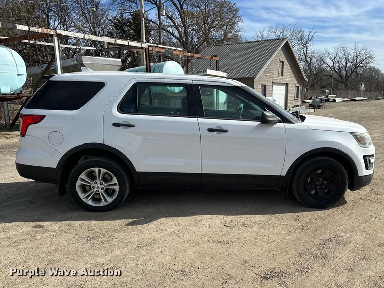 image for item DV0853 2016 Ford Explorer Police Interceptor SUV