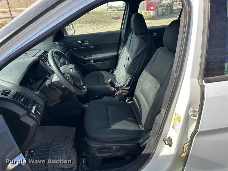image for item DV0853 2016 Ford Explorer Police Interceptor SUV