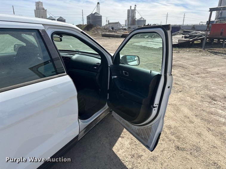 image for item DV0853 2016 Ford Explorer Police Interceptor SUV