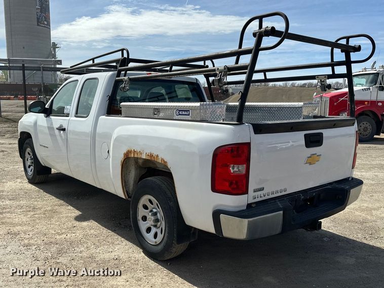 image for item DV0854 2011 Chevrolet Silverado 1500 Ext. Cab pickup truck