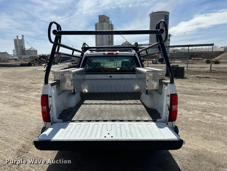 image for item DV0854 2011 Chevrolet Silverado 1500 Ext. Cab pickup truck