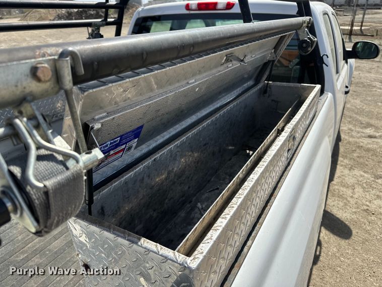 image for item DV0854 2011 Chevrolet Silverado 1500 Ext. Cab pickup truck