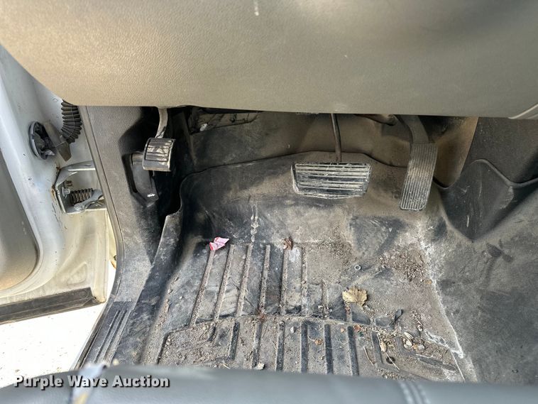 image for item DV0854 2011 Chevrolet Silverado 1500 Ext. Cab pickup truck