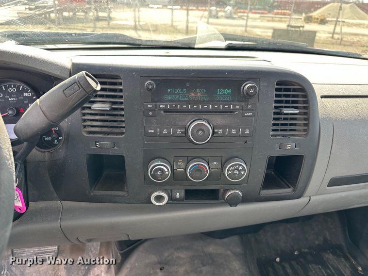 image for item DV0854 2011 Chevrolet Silverado 1500 Ext. Cab pickup truck