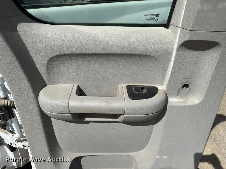 image for item DV0854 2011 Chevrolet Silverado 1500 Ext. Cab pickup truck