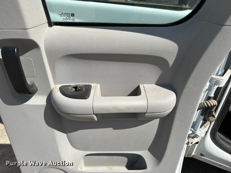 image for item DV0854 2011 Chevrolet Silverado 1500 Ext. Cab pickup truck