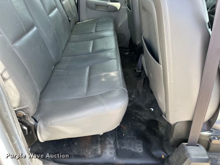 image for item DV0854 2011 Chevrolet Silverado 1500 Ext. Cab pickup truck