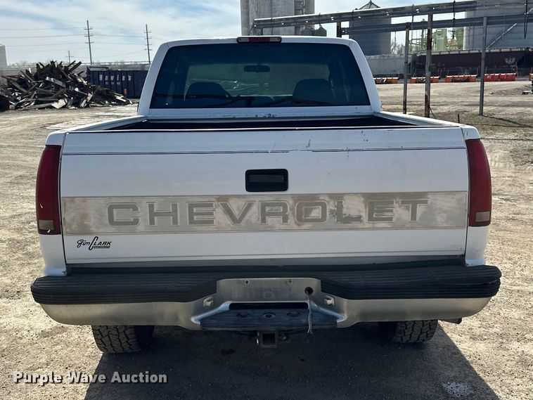 image for item DV0855 1997 Chevrolet K1500 Ext. Cab pickup truck