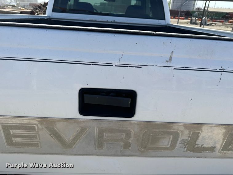 image for item DV0855 1997 Chevrolet K1500 Ext. Cab pickup truck