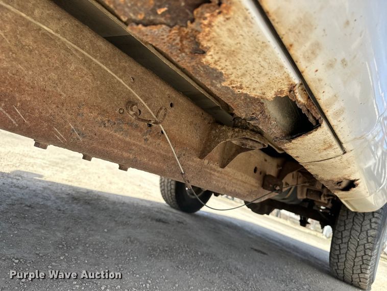 image for item DV0855 1997 Chevrolet K1500 Ext. Cab pickup truck