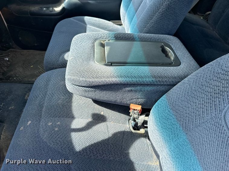 image for item DV0855 1997 Chevrolet K1500 Ext. Cab pickup truck