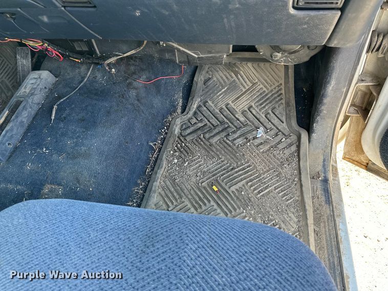 image for item DV0855 1997 Chevrolet K1500 Ext. Cab pickup truck