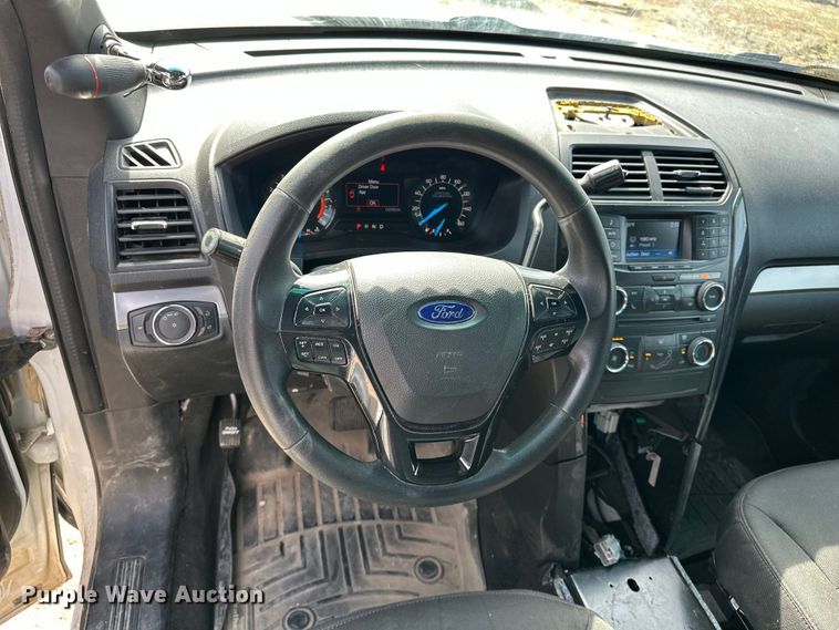 image for item DV0857 2016 Ford Explorer Police Interceptor SUV