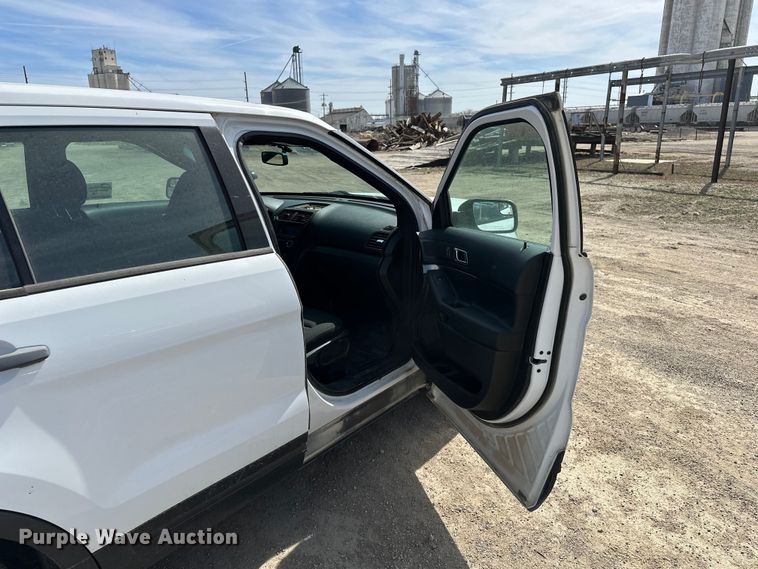 image for item DV0857 2016 Ford Explorer Police Interceptor SUV