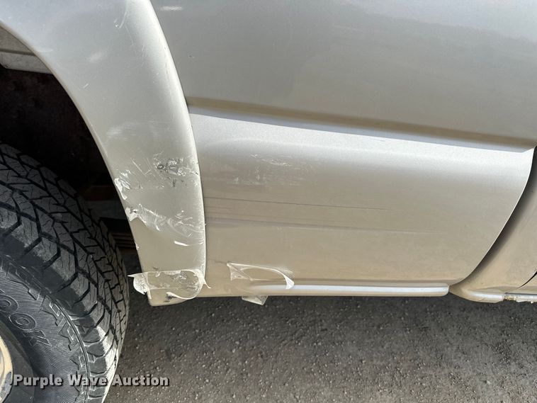 image for item DV0858 2006 Chevrolet Silverado Crew Cab pickup truck