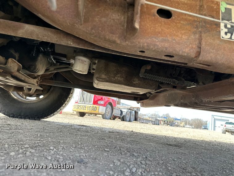 image for item DV0858 2006 Chevrolet Silverado Crew Cab pickup truck