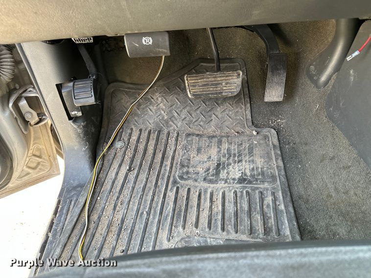 image for item DV0858 2006 Chevrolet Silverado Crew Cab pickup truck