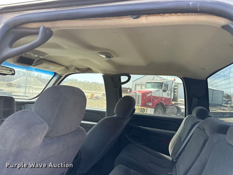 image for item DV0858 2006 Chevrolet Silverado Crew Cab pickup truck