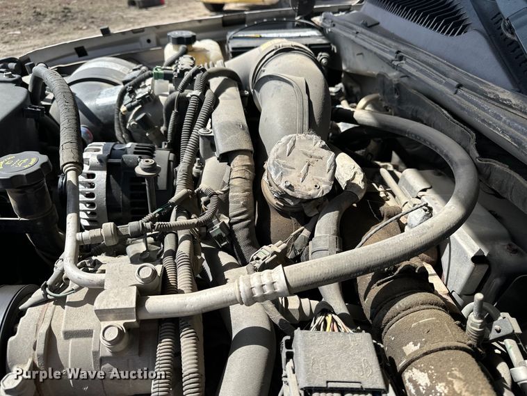 image for item DV0858 2006 Chevrolet Silverado Crew Cab pickup truck