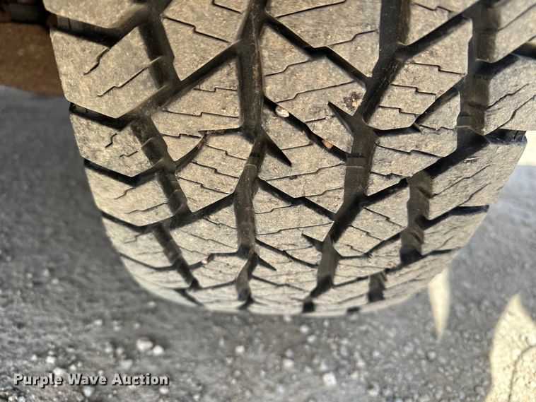 image for item DV0858 2006 Chevrolet Silverado Crew Cab pickup truck