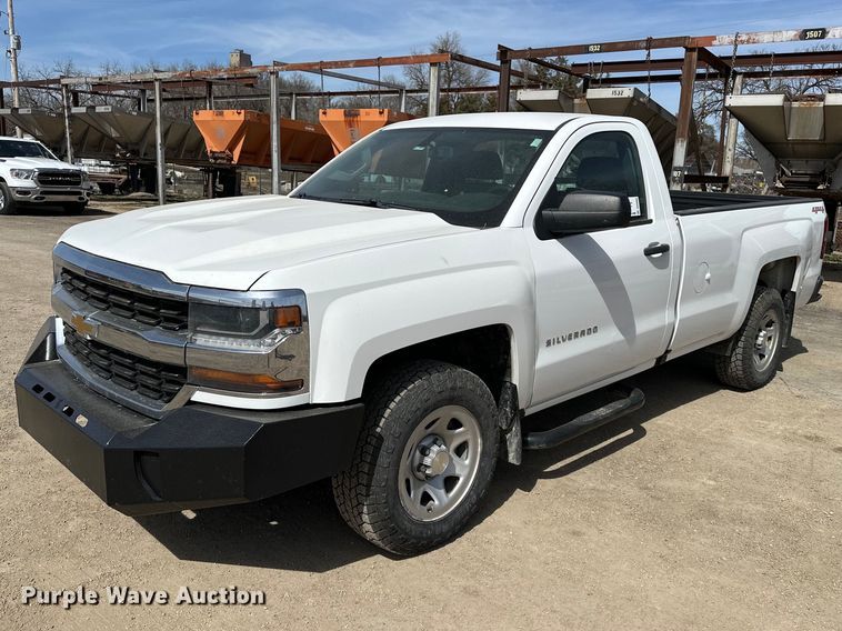 image for item DV0860 2018 Chevrolet Silverado 1500 pickup truck